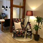 Schoene Am Mathildenbrunnen Quedlinburg