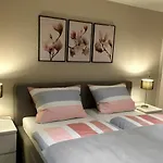 Schoene Am Mathildenbrunnen Quedlinburg