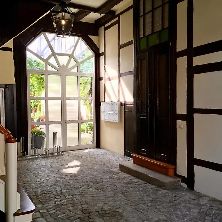 Schoene Am Mathildenbrunnen Quedlinburg