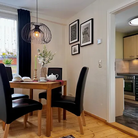 Schoene Am Mathildenbrunnen Apartamento *